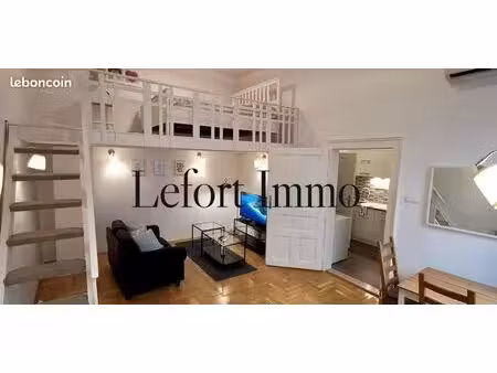 studio 1 pièce 30 m²