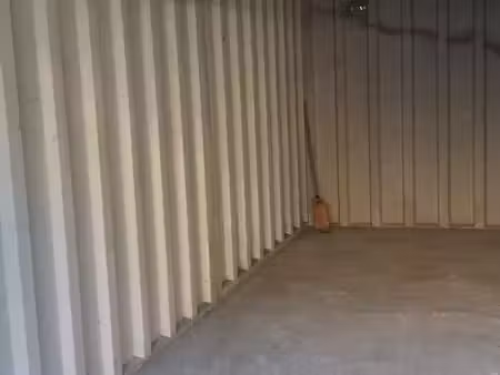 garage/box