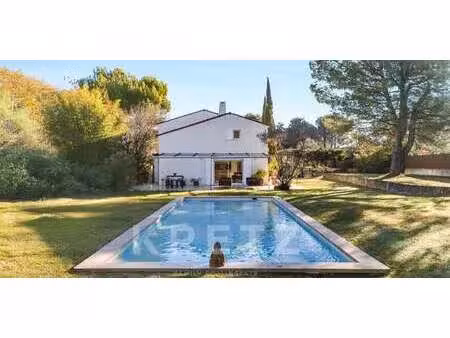 villa avec piscine et jardin aix-en-provence (13)
