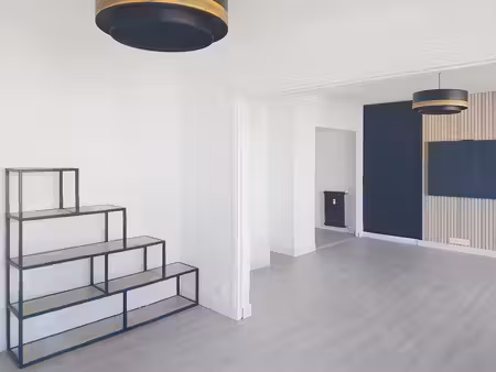 lorient : bel appartement t5 de 95 m² avec balcon et garage