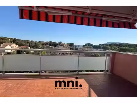 appartement t2 avec terrasse vue mer pin rolland