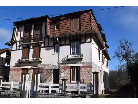 studio dans résidence calme