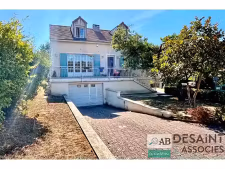 maison individuelle de 160 m2 avec sous sol  5 chambres. ter