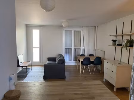 location meublée appartement 3 pièces 66 m² à les ulis (91940)  1 150 €