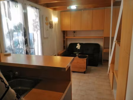location meublée appartement 1 pièce 22 m² à nice (06000)  690 €