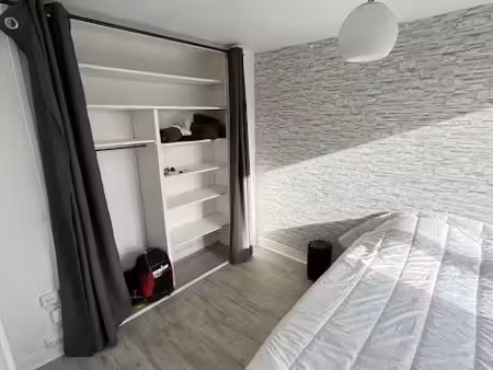 location meublée appartement 4 pièces 64 m² à fontenay-aux-roses (92260)  685 €