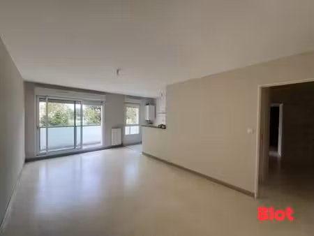 a louer par blot chantepie - appartement t3 - balcon et garage