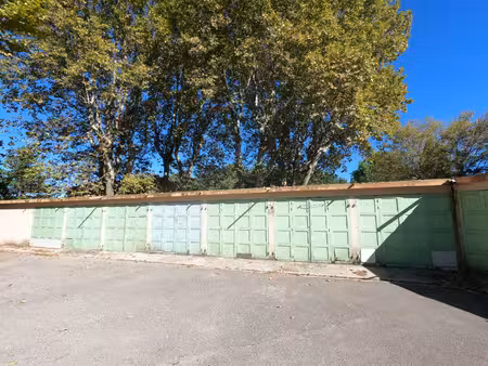 garage - box pont de l'arc