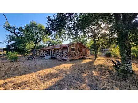 maison en bois autonome