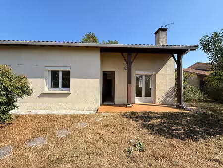 a louer - roques - maison t4 d'une surface de 87.17 m² avec jardin et garage - 1326-fg