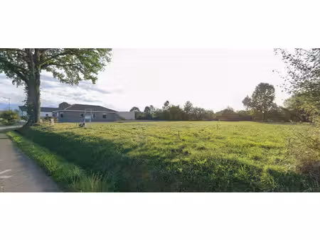 terrain non viabilise 723m2 - sud est de tarbes