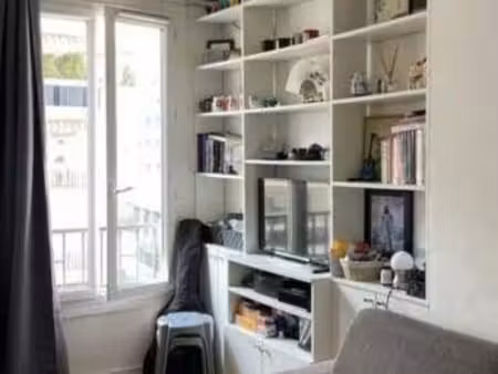 location meublée appartement 1 pièce 23 m² à neuilly-sur-seine (92200)  1 100 €
