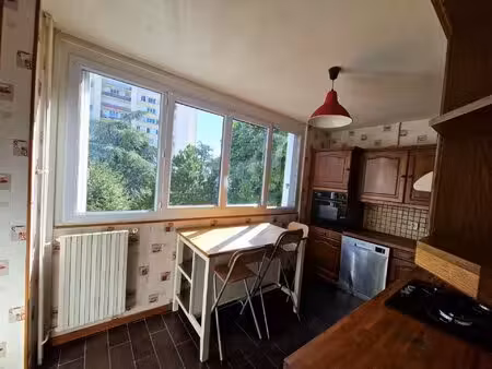 thiais - location appartement 3 pièces à 2 pas des transports et de toutes commodités