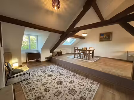 location meublée appartement 2 pièces 84 m² à ferney-voltaire (01210)  1 600 €