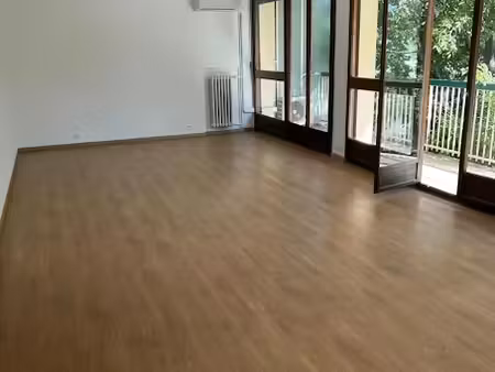 location appartement 4 pièces 99 m² à marseille 12ème (13012)  1 465 €