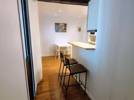 location meublée appartement 3 pièces 37 m² à paris 10ème (75010)  1 490 €