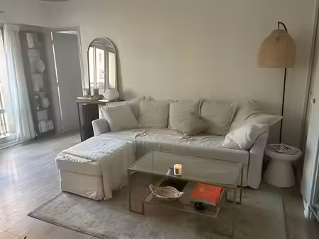 location meublée appartement 2 pièces 43 m² à paris 17ème (75017)  1 520 €