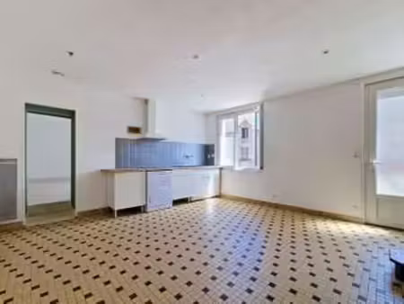 location maison meublé à pont-d-armes (44410) : à louer meublé / 103m² pont-d-armes