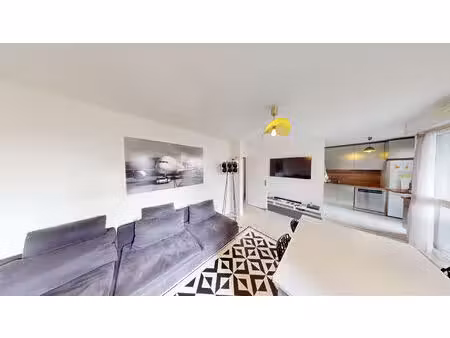 a louer appartement 4 pièces meublé avec terrasse secteur ivry-sur-seine