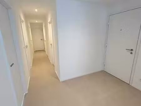 appartement 3 chambres avec magnifique terrasse ! peb a+