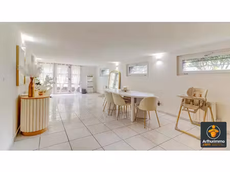 location appartement 6 pièces 160 m² à charly (69390)