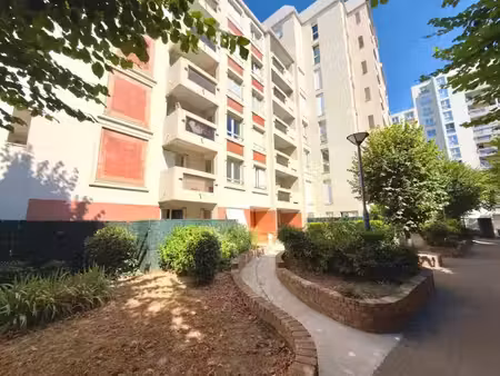 location appartement 1 pièce 35 m² à epinay-sur-seine (93800)  899 €