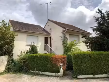 location appartement 1 pièce 15.63 m² à orsay (91400)  510 €