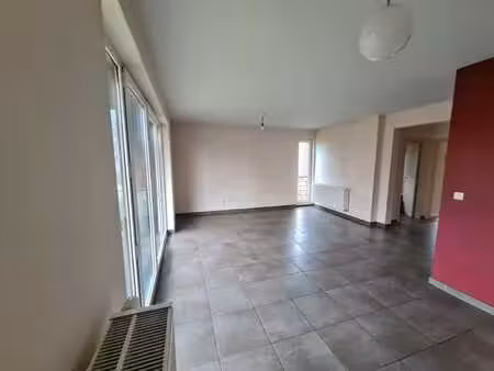appartement calme 2 chambres avec terrasse ensoleillée