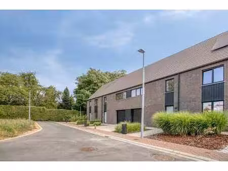maison moderne et économe en énergie à eine
