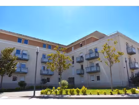 location meublée appartement 1 pièce 18.69 m² à aix-en-provence (13090)  620 €