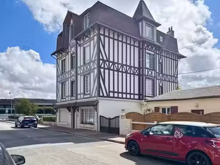 location appartement 1 pièce 18.8 m² à deauville (14800)  400 €