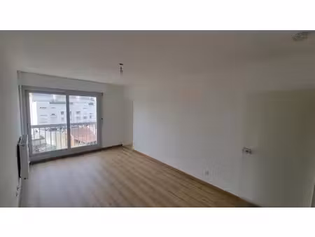 location appartement 1 pièce 27.17 m² à limoges (87000)  389 €