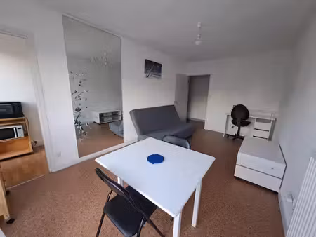 location meublée appartement 1 pièce 28.56 m² à limoges (87000)  362 €