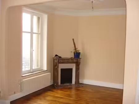 location appartement 2 pièces 50 m² à nancy (54000)  550 €