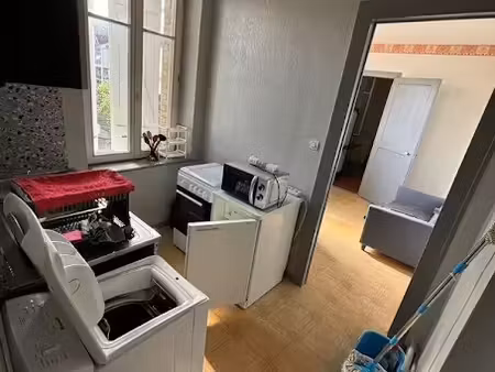 location meublée appartement 2 pièces 28 m² à nancy (54000)  540 €