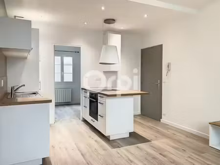 location appartement 2 pièces 32.54 m² à orleans (45000)  574 €