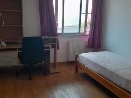 location meublée appartement 1 pièce 15 m² à orsay (91400)  560 €