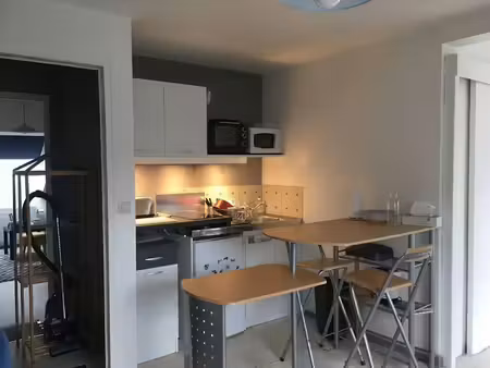 location meublée appartement 2 pièces 29 m² à rouen (76000)  505 €