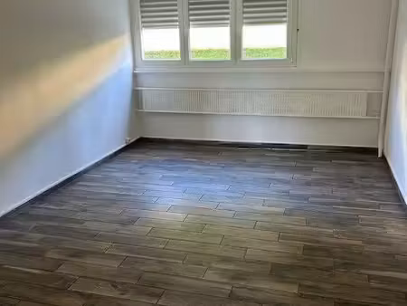 location appartement 3 pièces 65 m² à saint-etienne (42000)  550 €