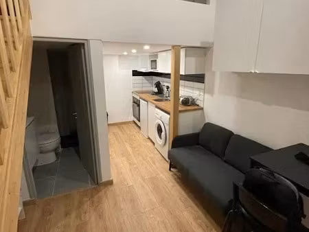 location meublée appartement 1 pièce 17 m² à saint-etienne (42000)  490 €