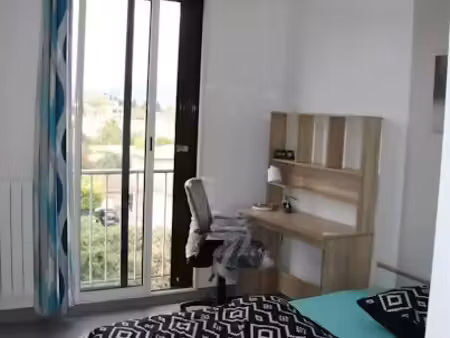 location meublée appartement 4 pièces 61 m² à marseille 5ème (13005)  430 €