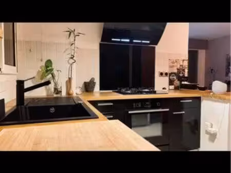 loue t2 meublé et équipé
