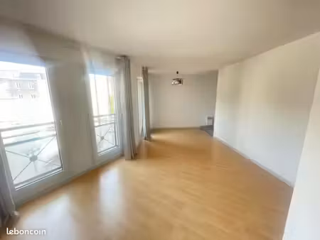 lille-la catho studio 30m2
