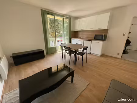 appartement t2 meublé refait à neuf