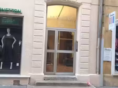 location meublée appartement 1 pièce 18 m² à aix-en-provence (13090)  550 €