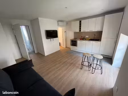 studio 30m2 centre ville au calme
