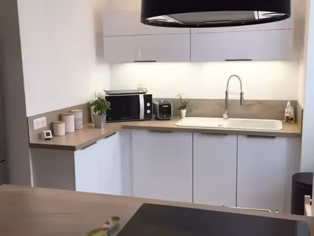 grand t2 meublé et équipé