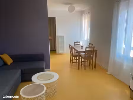 location annuelle t2 meublé coeur de ville marseillan