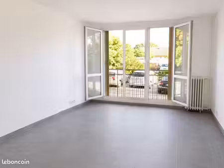 f4 meaux dunant - 3 chambres -63m2 - libre début septembre