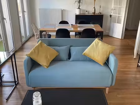 appartement lumineux 3 pièces avec balcon  cave et garage – idéal colocation ou jeunes act